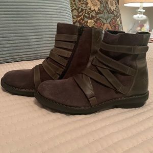 Fly London Felt 005 Fly Boots!!